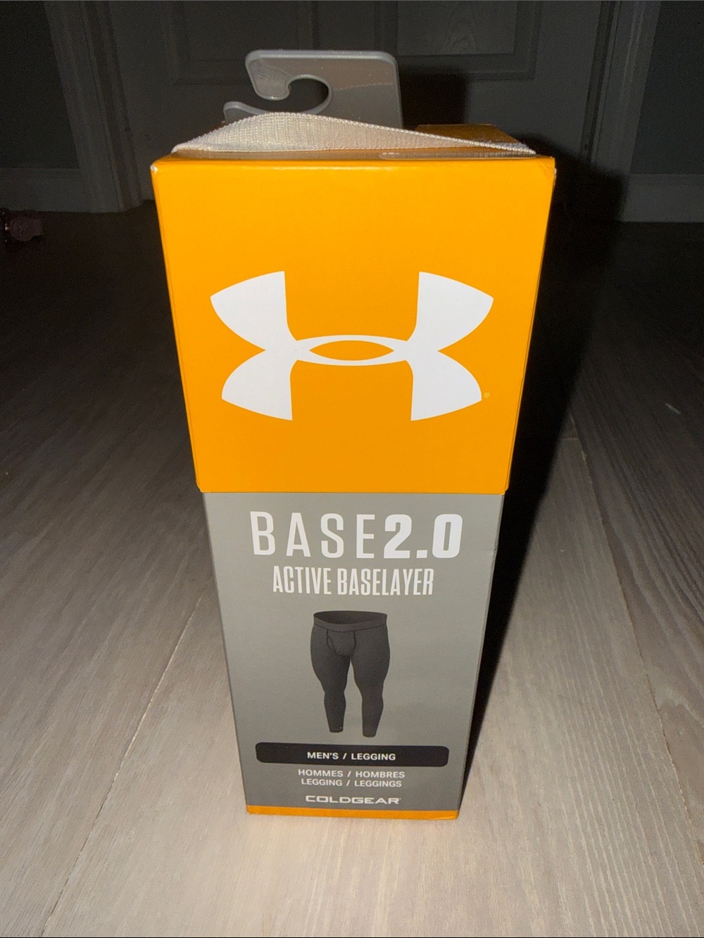Under Armour BASE 2.0 Men's Active Baselayer Leggings - Orange & Gray Packaging